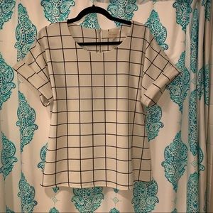 Mellóday Short Sleeve White and Black Grid Blouse